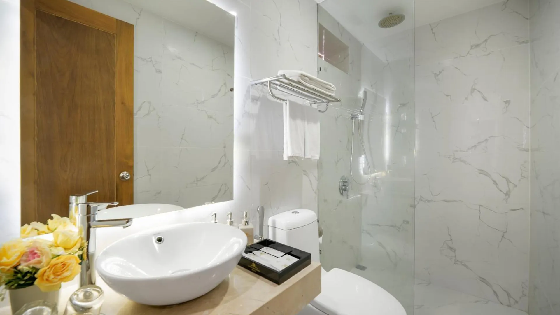Kova Diamond Hotel Da Nang